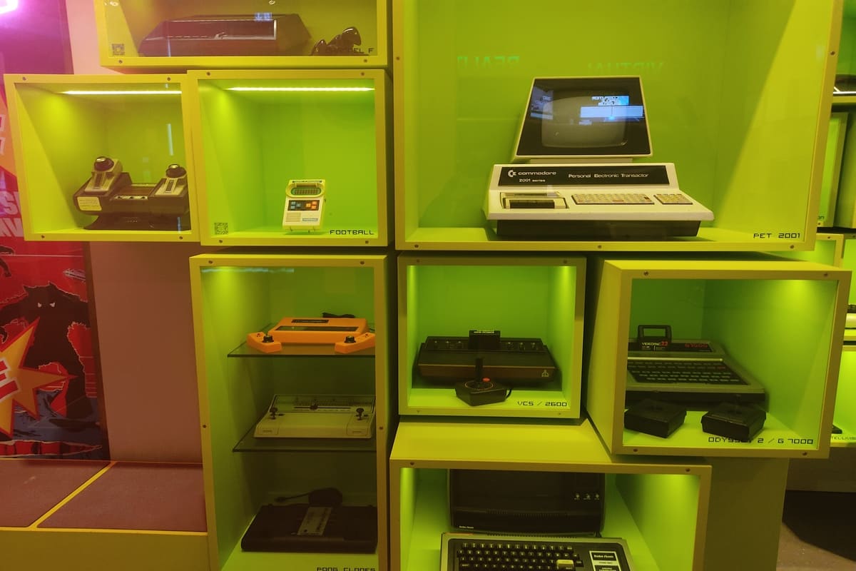 Computerspielemuseum computer console