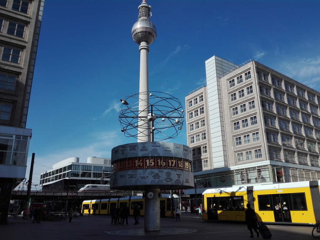 Torre della Televisione e Urania l'Orologio Universale