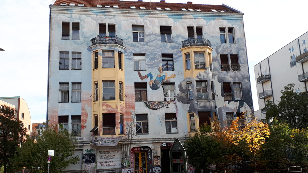 Tommy Weisbecker Haus, una delle tante case occupate a Kreuzberg agli inizi degli anni '80