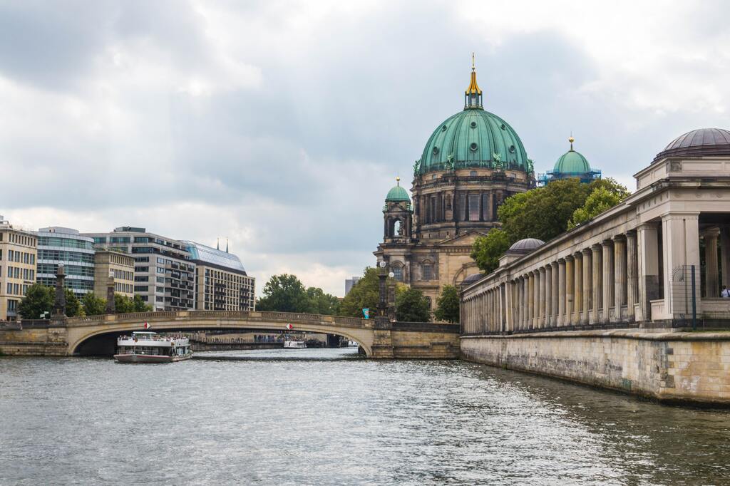 Berlino vista dal fiume Spree