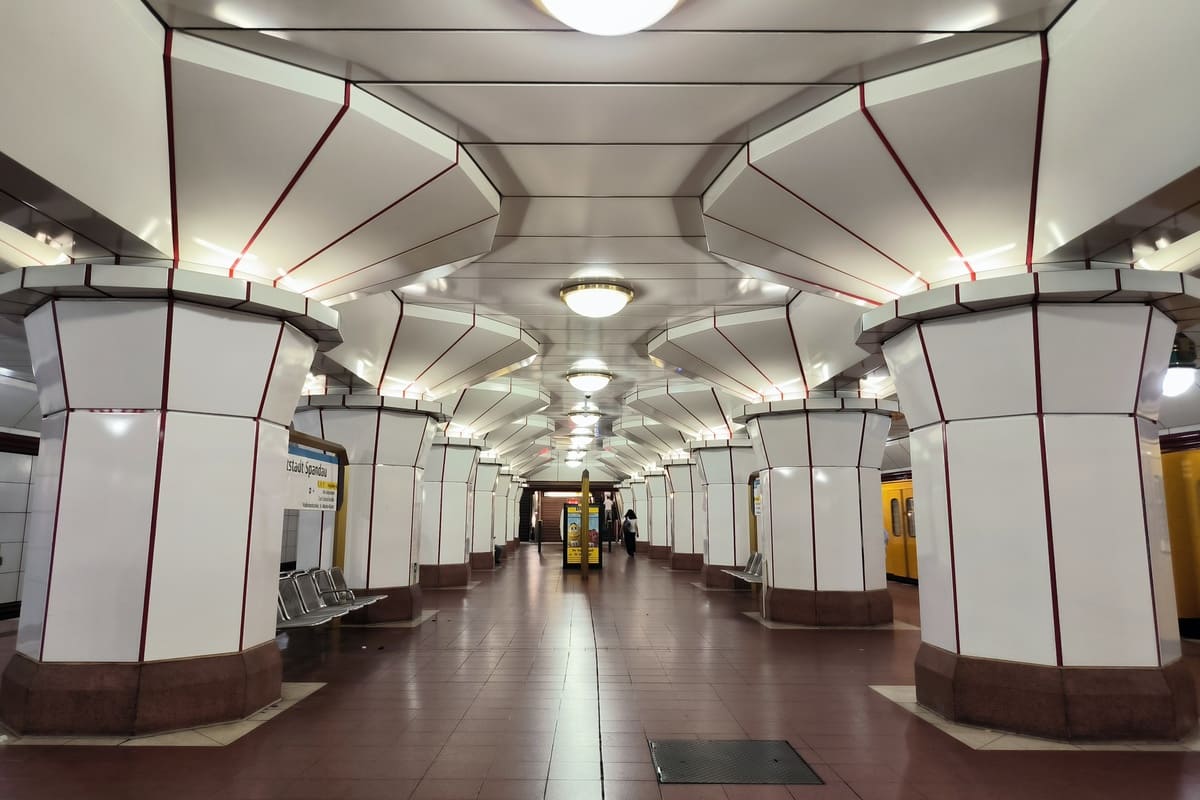 Stazione Altstadt Spandau Berlino